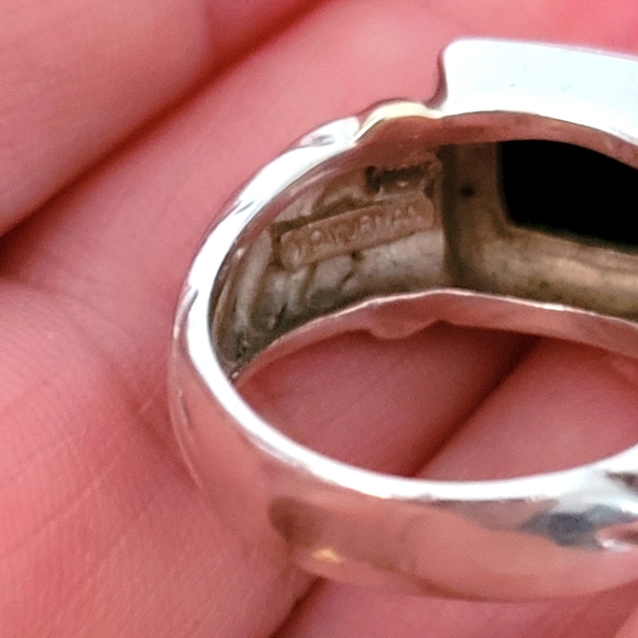 David Yurman Two-Tone Cable Onyx Ring 7.25 - Picture 2 of 12